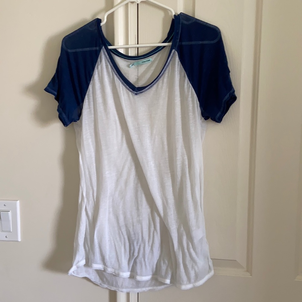 Women’s Tee